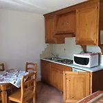 Lägenhetshotell Oberteil Gressoney-la-Trinité