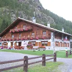 Aparthotel Oberteil 3*