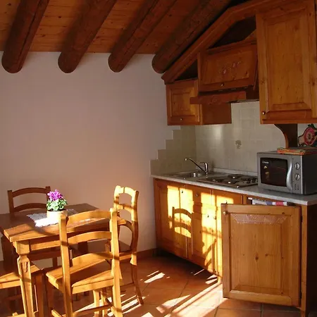 Oberteil Aparthotel Gressoney-La-Trinite