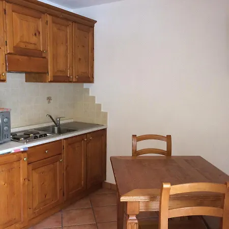 Oberteil Apart Otel 3*